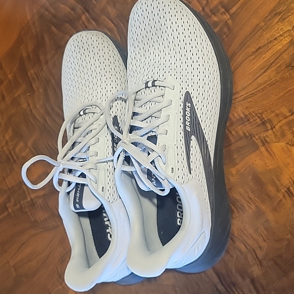 Men's Brooks Anthem 6 - Size 12